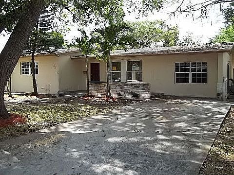 1st image of 9600 SW 181st Ter