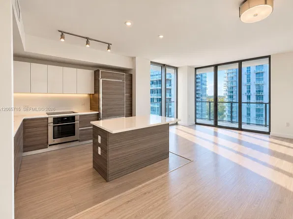 1100 S Miami Ave #3010, Miami, FL 33131