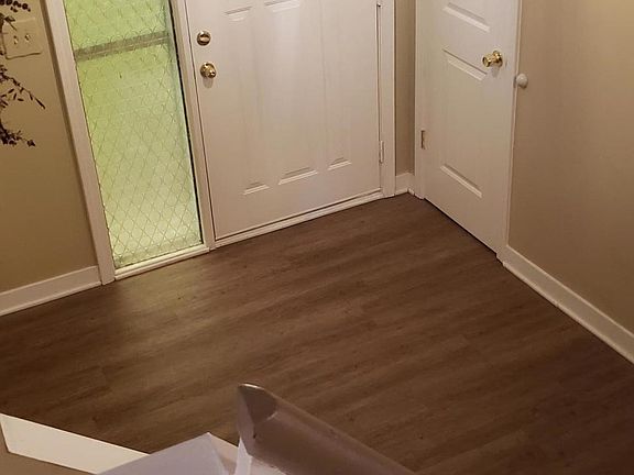 5th image of 1500 Annie Ave NW