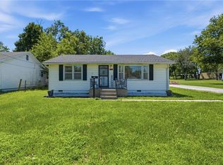 300 S High St, Butler, MO 64730