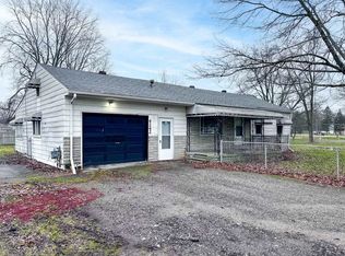 4242 N Belsay Rd, Flint, MI 48506