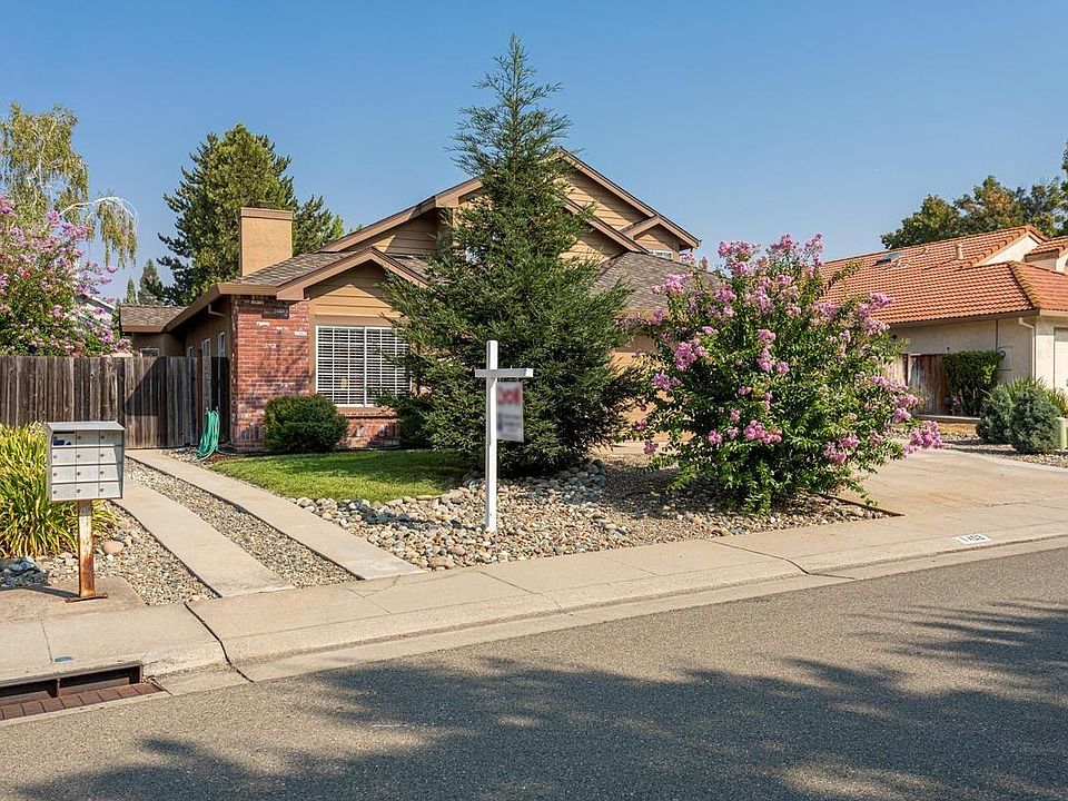 1st image of 1452 Southwood Way