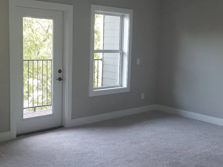 1121 Lawrence Ave #6 — Photo 22