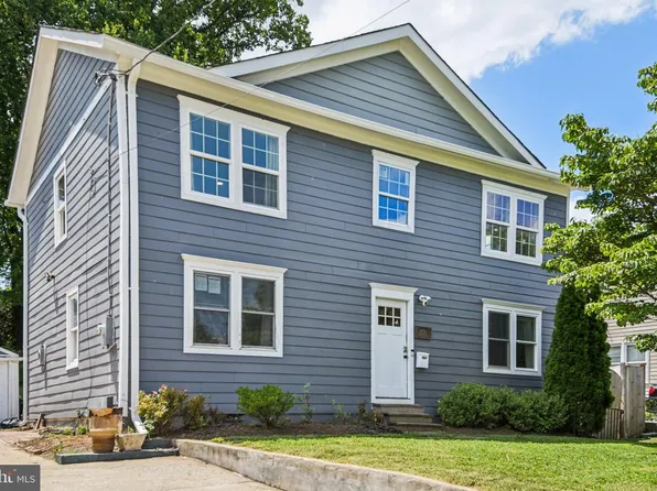 6715 Westcott Rd, Falls Church, VA 22042