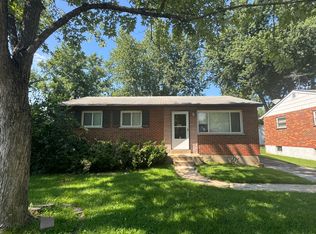 1131 Prigge Ave, Saint Louis, MO 63138