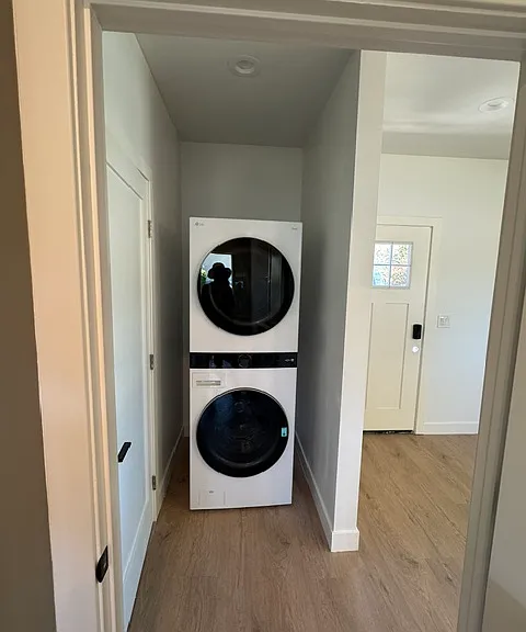 Washer & Dryer