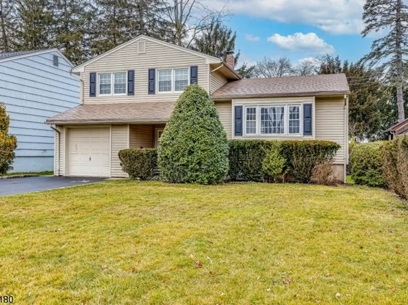 2335 Lyde Place, Scotch Plains Twp., NJ 07076