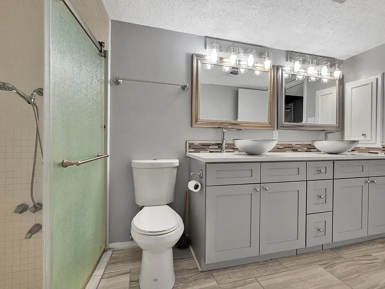 11506 Whisper Cir — Photo 9