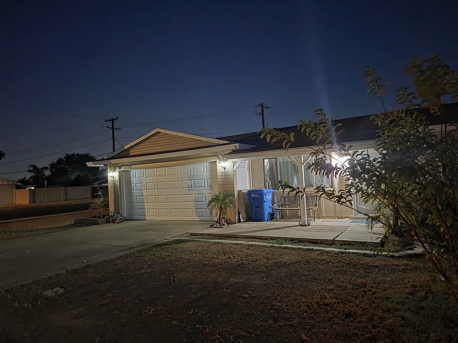 3 bed, 1475 sqft, $2,200 — Photo 1
