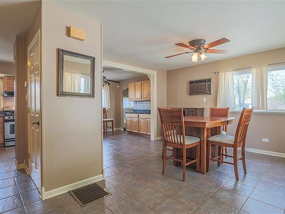 3rd image of 17378 70th Ave