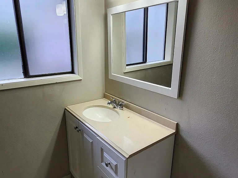 13110 SW Ash Dr — Photo 20
