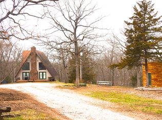 22828 Lewis Dr, Spring Hill, KS 66083