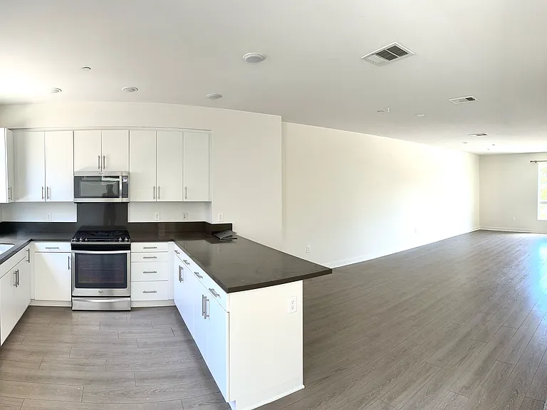 2581 Arvia St #13 — Photo 10