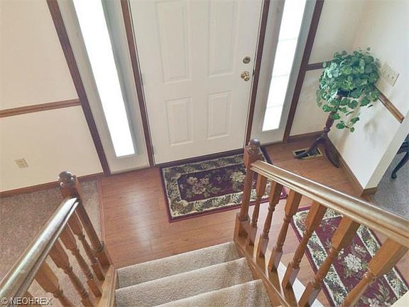 3rd image of 3095 Greenwich Ln