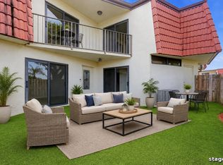 Somerset, Court 8, West Palm Beach, FL 33406