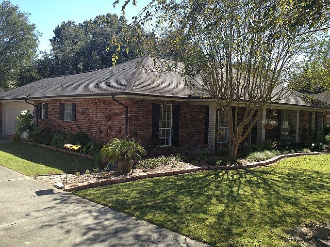 1st image of 201 Paddington Dr