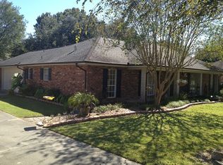 201 Paddington Dr, Lafayette, LA 70508
