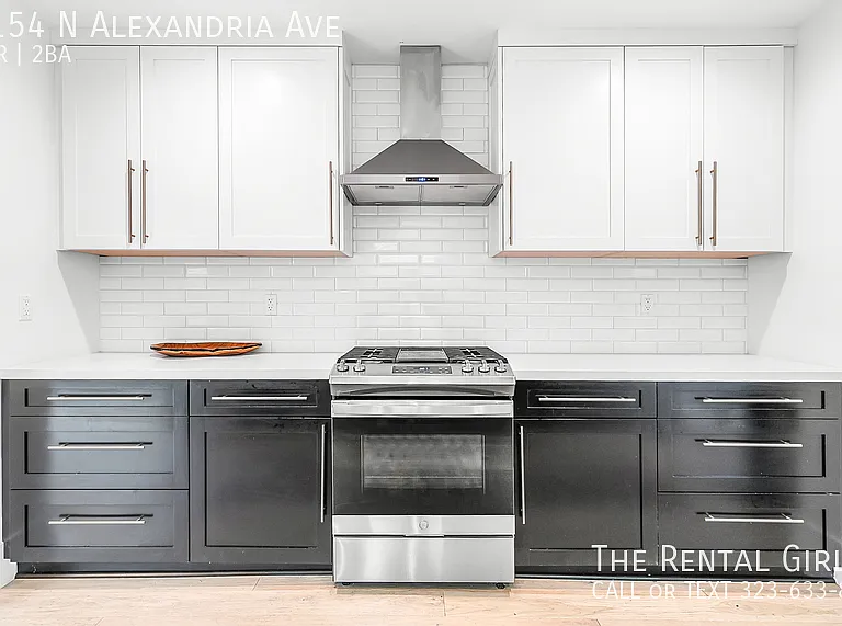 1154 N Alexandria Ave — Photo 17