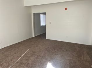 44819 Redwood Ave APT B, Lancaster, CA 93534