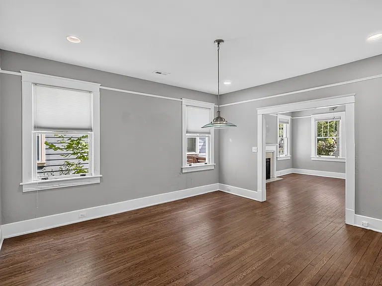 831 Rutledge Ave — Photo 4