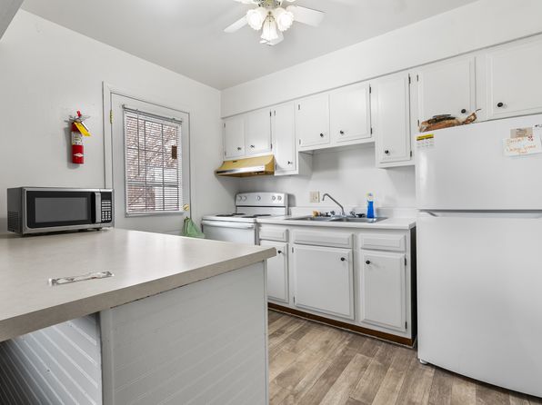 900 W Jefferson Blvd #J