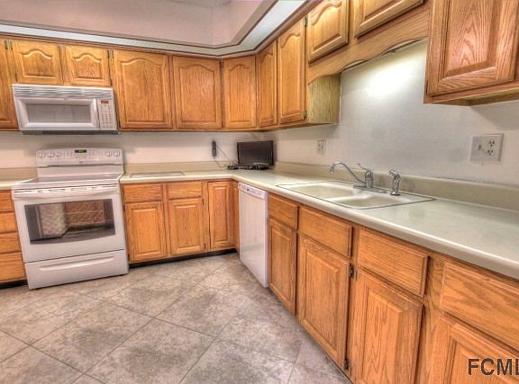 4th image of 176 Deer Lake Cir #176