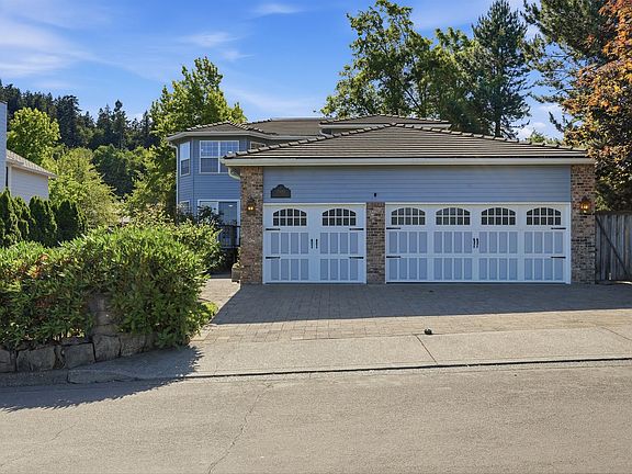 2nd image of 17903 Ridge Lake Dr