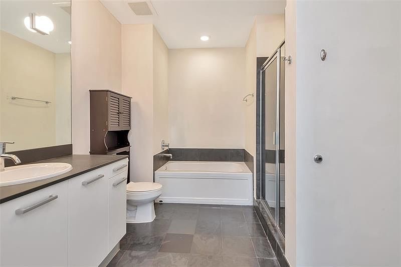 1st image of 313 NE 2nd St APT 701
