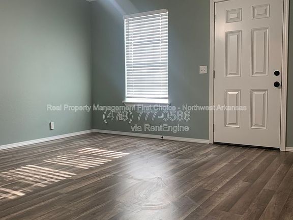 5th image of 205 W Parks St Unit A