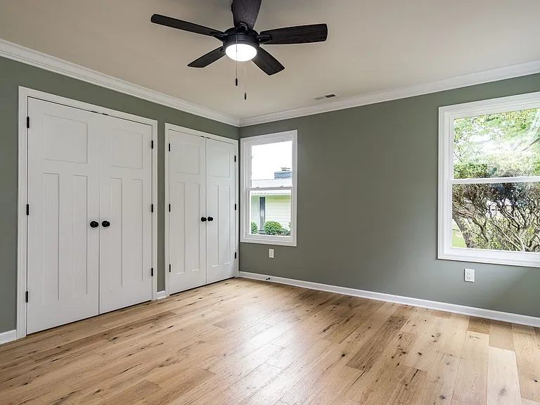 101 McCormick Cir — Photo 14