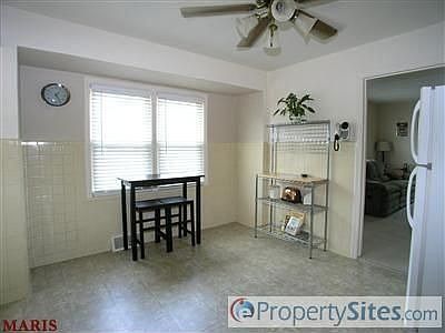 3rd image of 3108 Ronald Dr