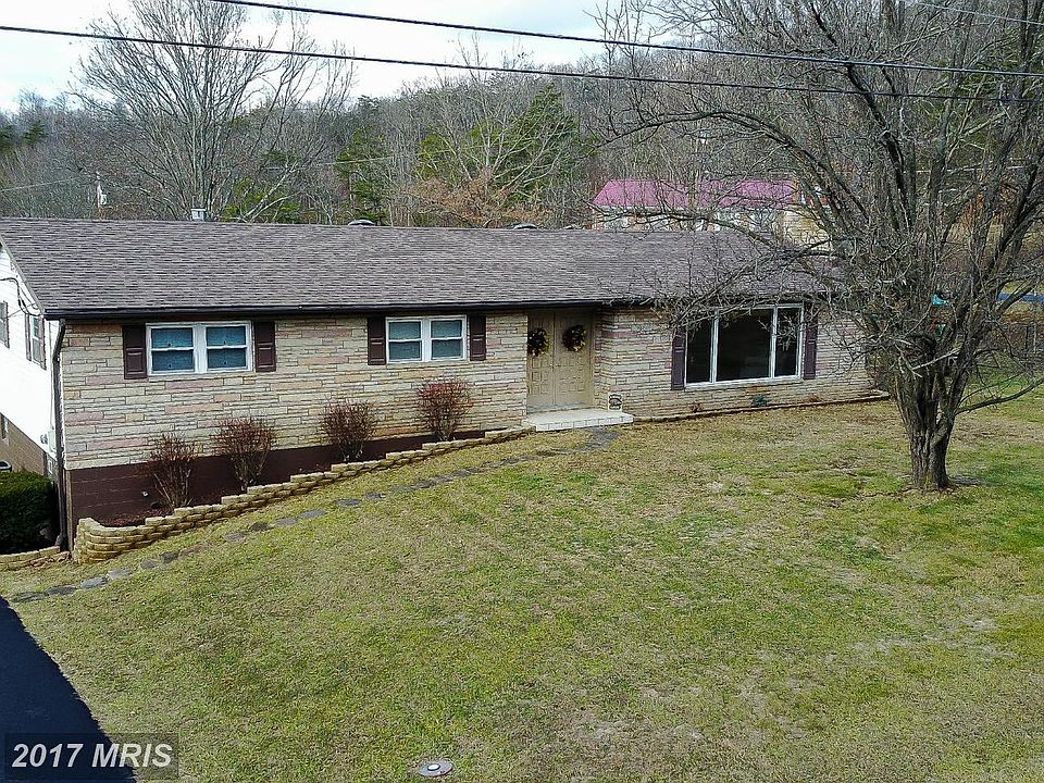 1st image of 65 Marie Gardens Dr