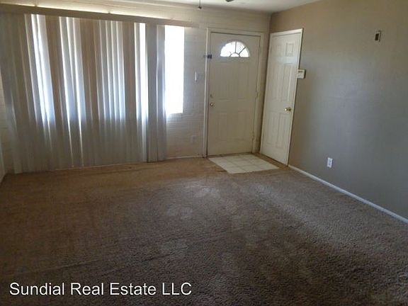 3rd image of 3618 W Pinchot Ave