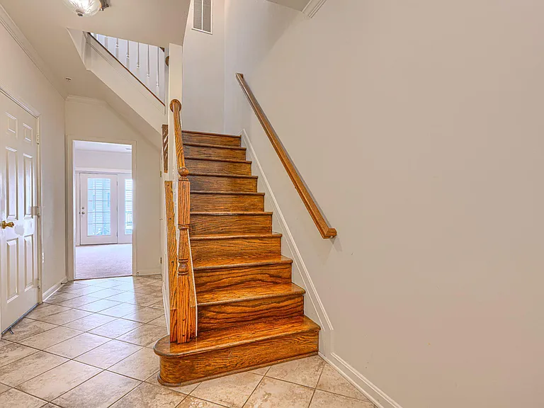 239 Anvil Way — Photo 2