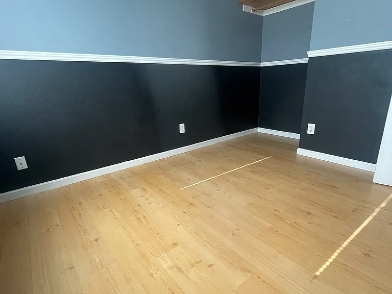 341 Lorenz Dr — Photo 4