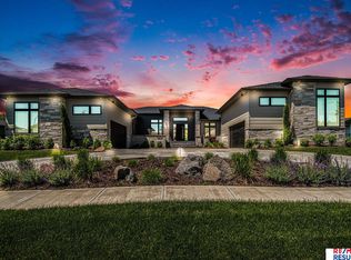 1520 S 218th St, Elkhorn, NE 68022