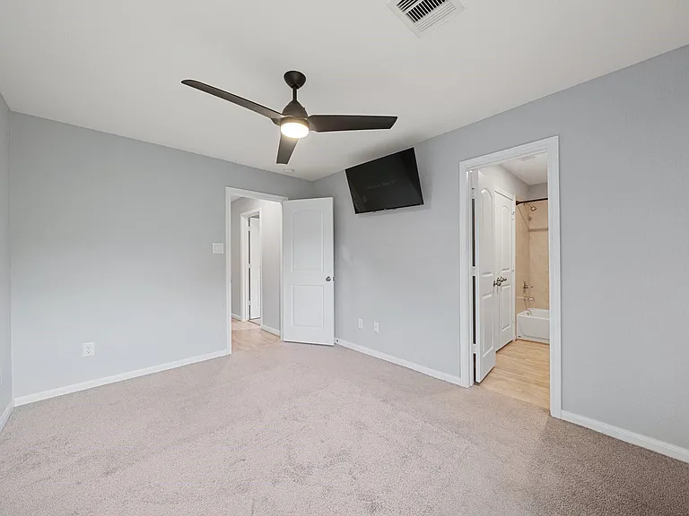 17038 Marie Village Dr — Photo 28