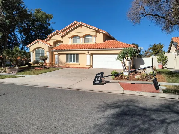 751 Via Paraiso Cir, Corona, CA 92882