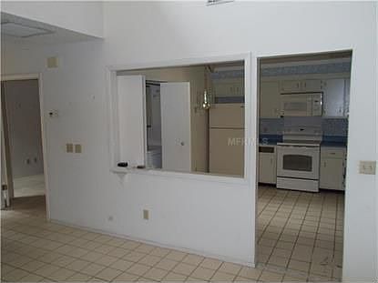 4th image of 560 Darby Way