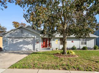 2614 Iris Ave NW, Cedar Rapids, IA 52405