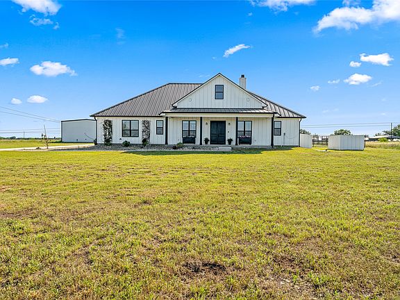 2nd image of 251 Willow Moon Ranch Rd