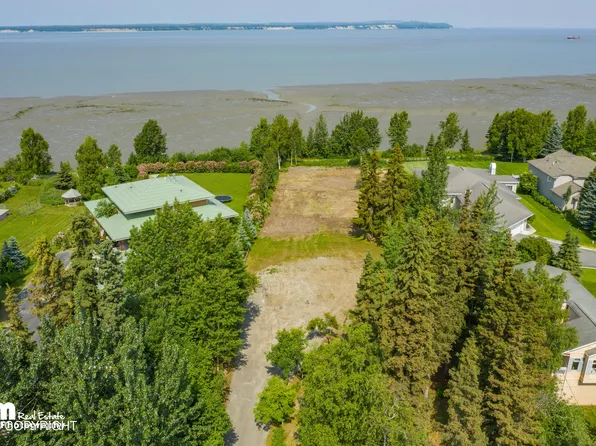 2206 Kissee Ct, Anchorage, AK 99517