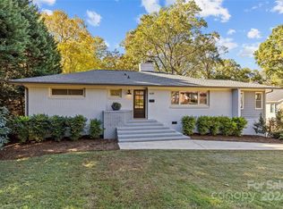 1639 Merry Oaks Rd, Charlotte, NC 28205