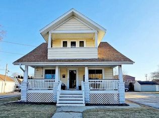 1303 73rd St, Kenosha, WI 53143