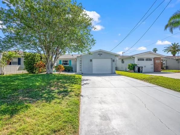 5106 Blue Heron Dr, New Port Richey, FL 34652