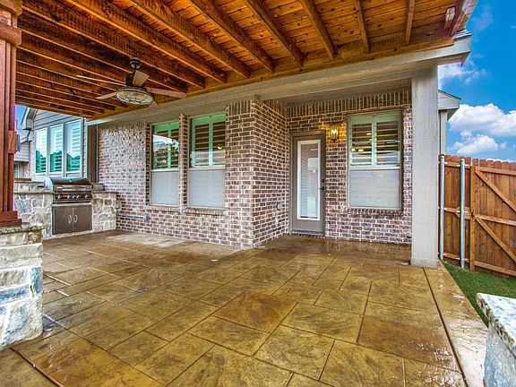 4th image of 4308 Juniper Ln