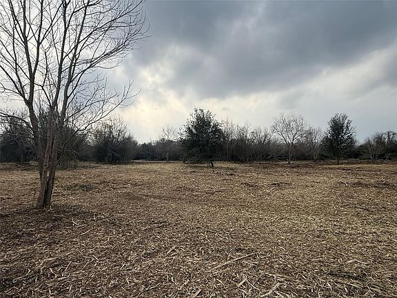 3rd image of 9 County Road 30