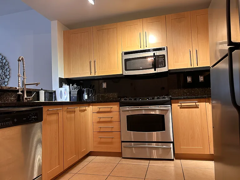 511 SE 5th Ave #620 — Photo 29