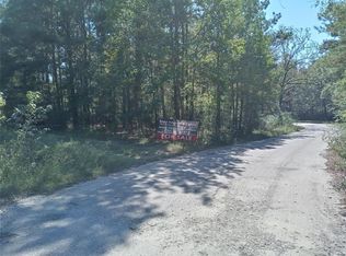 Charles St, Trinity, TX 75862