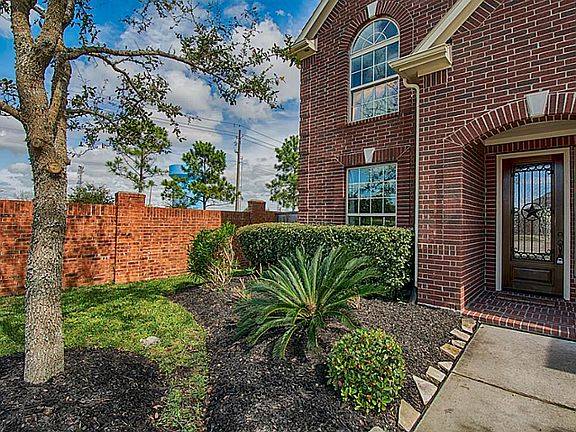 2nd image of 2102 Windgate Ct